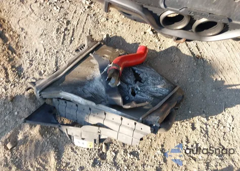 2013 Hyundai Veloster Turbo W/Black z USA, uszkodzony, nr VIN KMHTC6AE8DU153284